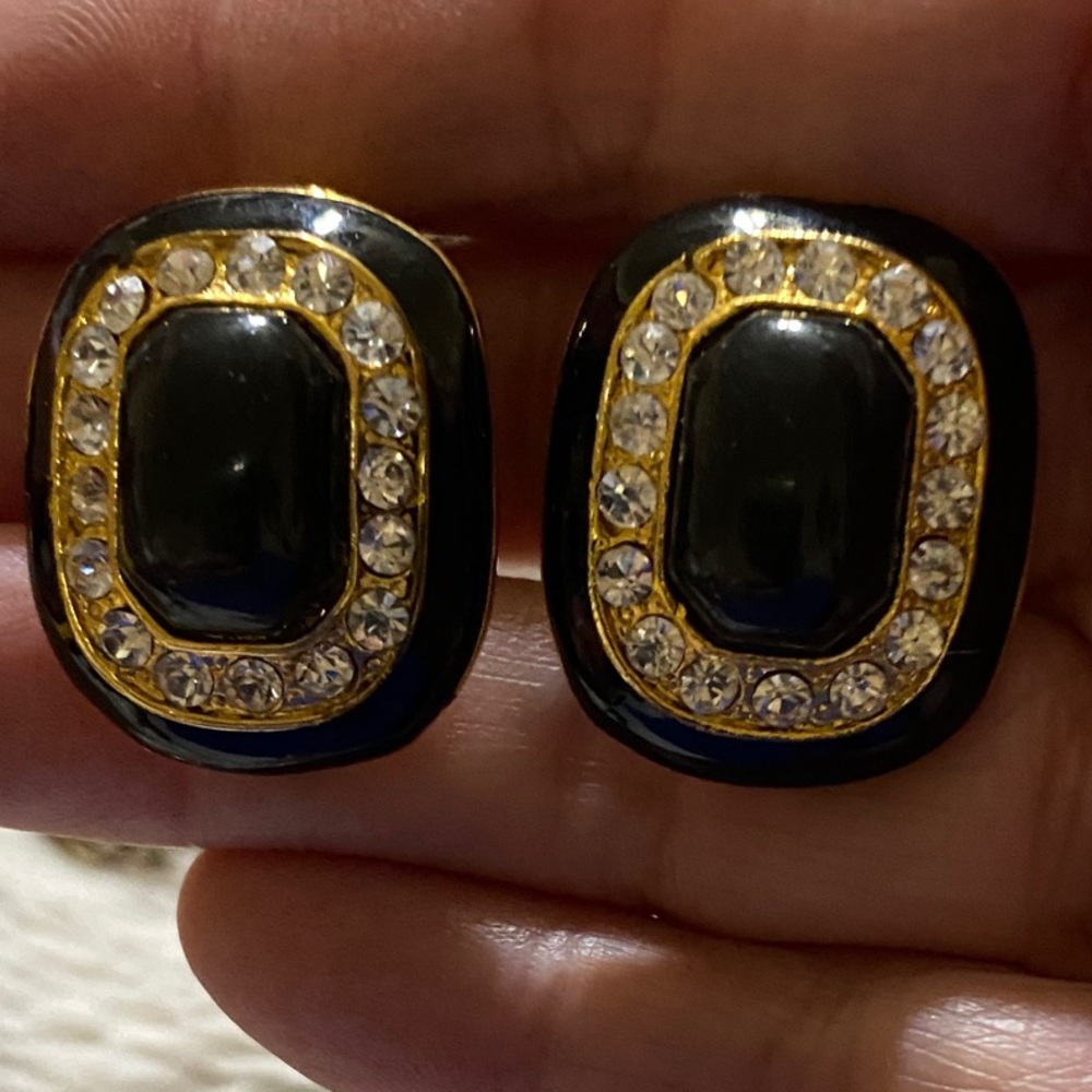 Elegant Black and Gold Earrings  clip on earrings